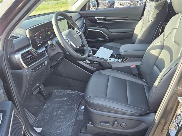 new 2025 Kia Telluride car, priced at $41,030