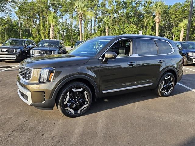 new 2025 Kia Telluride car, priced at $41,030