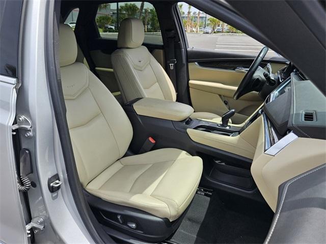 used 2018 Cadillac XT5 car, priced at $17,891