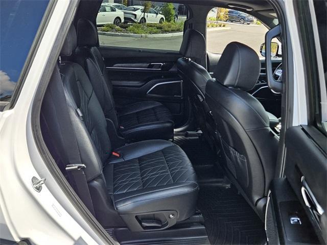 used 2024 Kia Telluride car, priced at $40,299