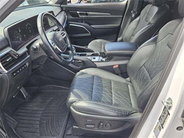 used 2024 Kia Telluride car, priced at $40,299