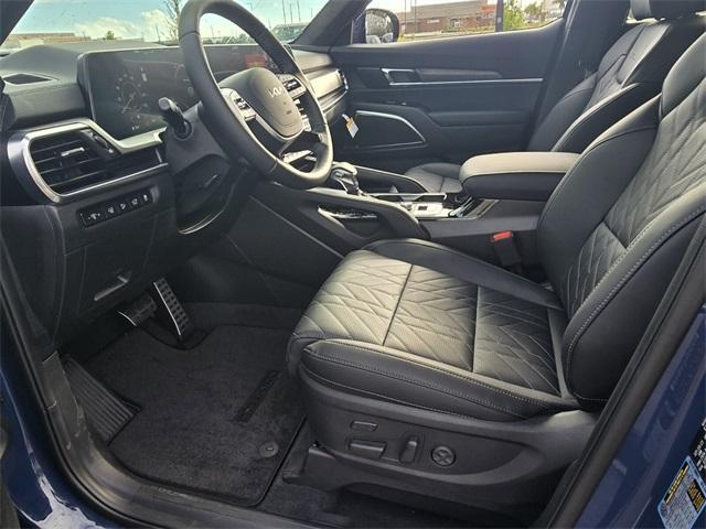new 2025 Kia Telluride car, priced at $50,260