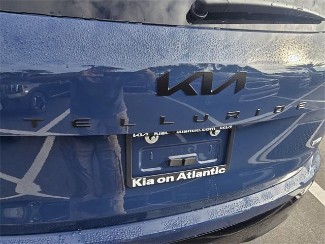 new 2025 Kia Telluride car, priced at $50,260