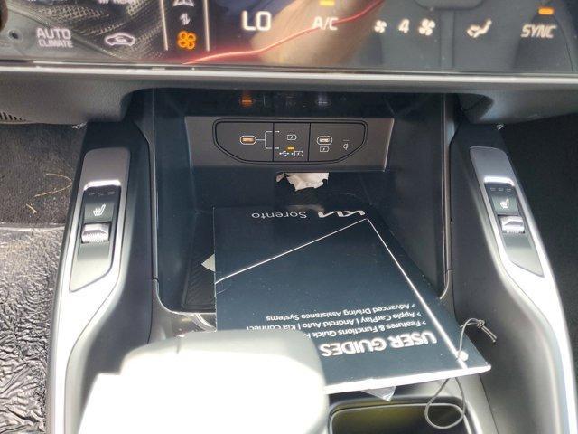 new 2025 Kia Sorento car, priced at $36,660