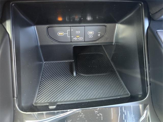 new 2025 Kia Sorento car, priced at $36,660