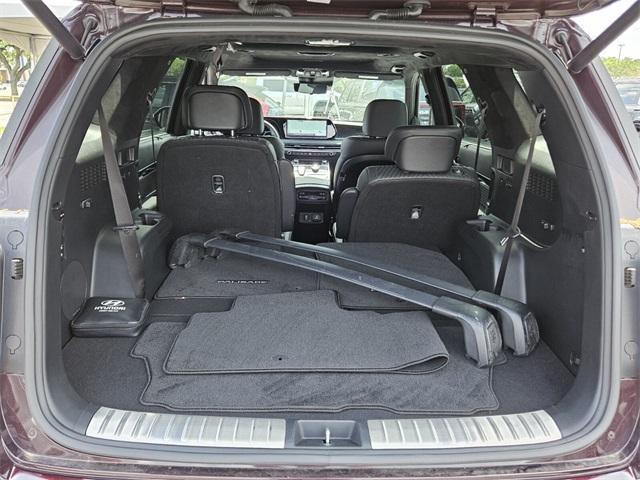 used 2024 Hyundai Palisade car, priced at $42,981