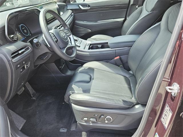 used 2024 Hyundai Palisade car, priced at $42,981