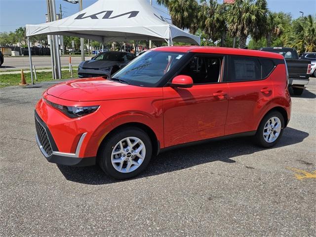 new 2025 Kia Soul car, priced at $22,560