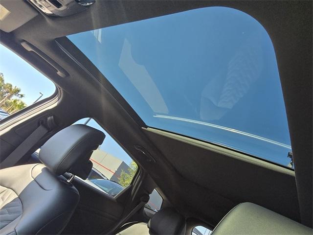 new 2026 Kia Sportage car, priced at $33,299