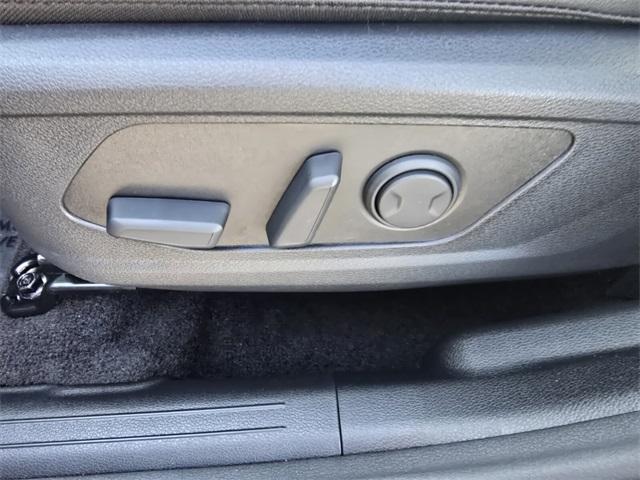 new 2026 Kia Sportage car, priced at $33,299