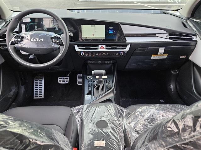 new 2025 Kia Niro car, priced at $33,735