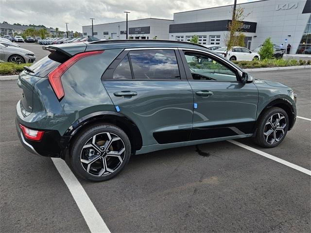 new 2025 Kia Niro car, priced at $33,735