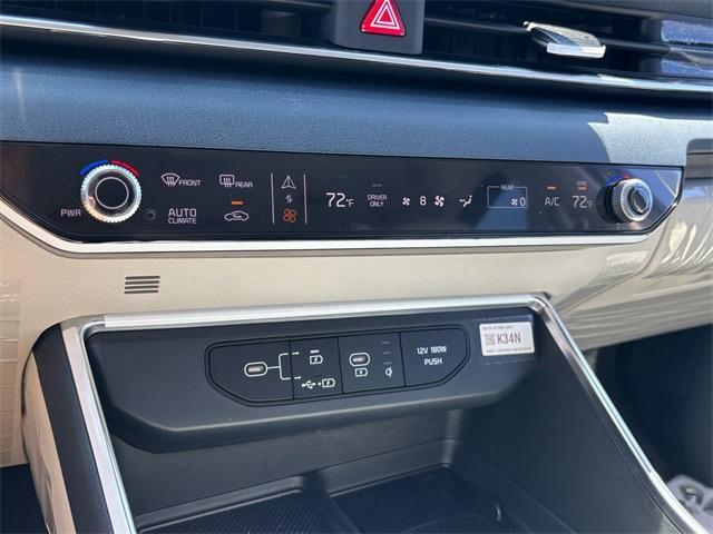 new 2025 Kia Carnival Hybrid car, priced at $45,335