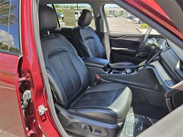 used 2021 Jeep Grand Cherokee L car, priced at $28,991