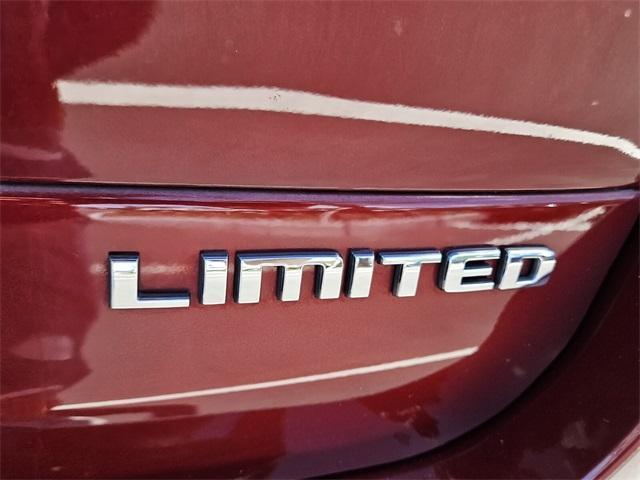 used 2021 Jeep Grand Cherokee L car, priced at $28,991