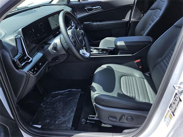 new 2025 Kia Sportage car, priced at $37,405