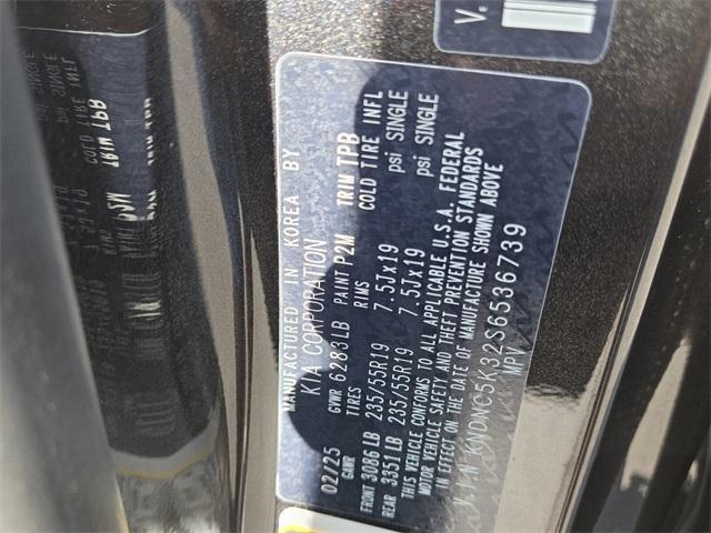 new 2025 Kia Carnival car, priced at $43,335