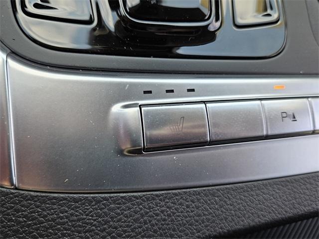 new 2025 Kia Carnival car, priced at $43,335