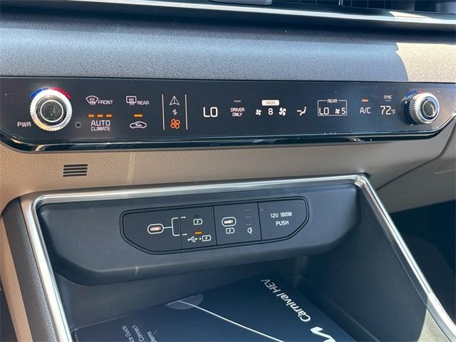 new 2025 Kia Carnival Hybrid car, priced at $45,335