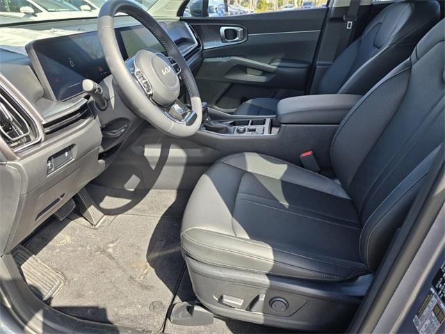 new 2025 Kia Sorento car, priced at $33,977