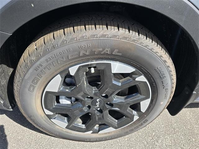 new 2025 Kia Sorento car, priced at $33,977