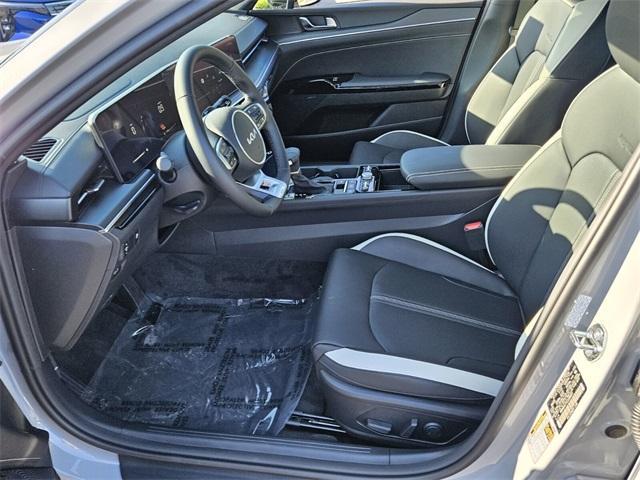 new 2025 Kia K5 car, priced at $32,320