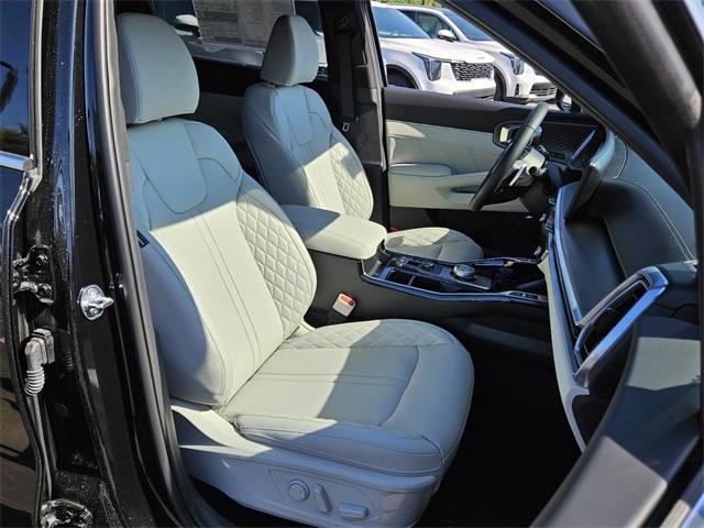 new 2025 Kia Sorento Hybrid car, priced at $48,265