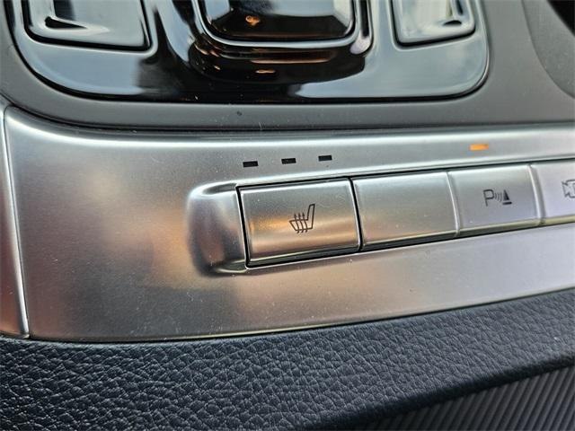 new 2025 Kia Carnival car, priced at $43,680