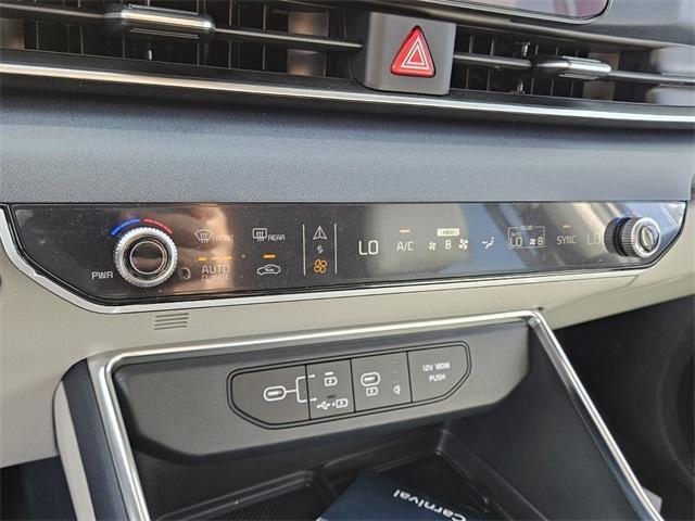 new 2025 Kia Carnival car, priced at $43,680