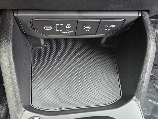 new 2025 Kia K4 car, priced at $24,500