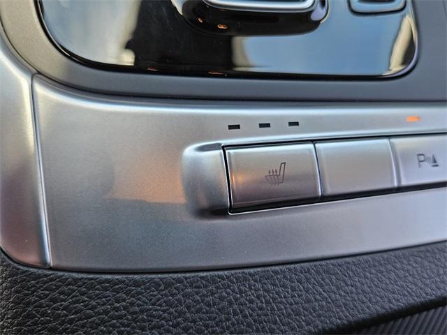 new 2026 Kia Carnival Hybrid car, priced at $45,760