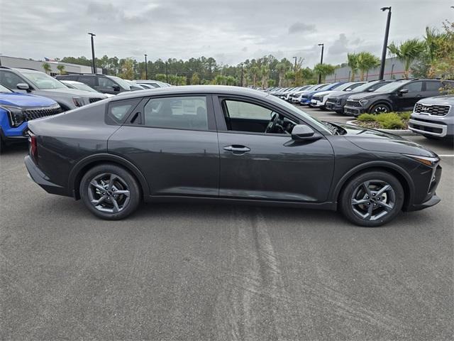 new 2025 Kia K4 car, priced at $24,375
