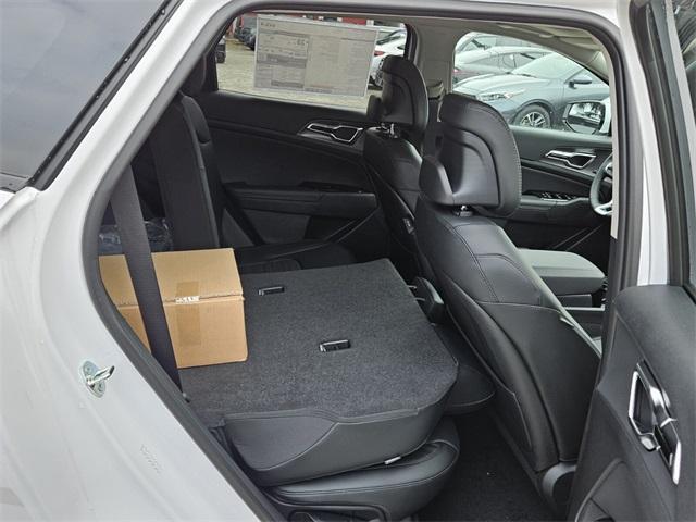 new 2025 Kia Sportage car, priced at $37,400