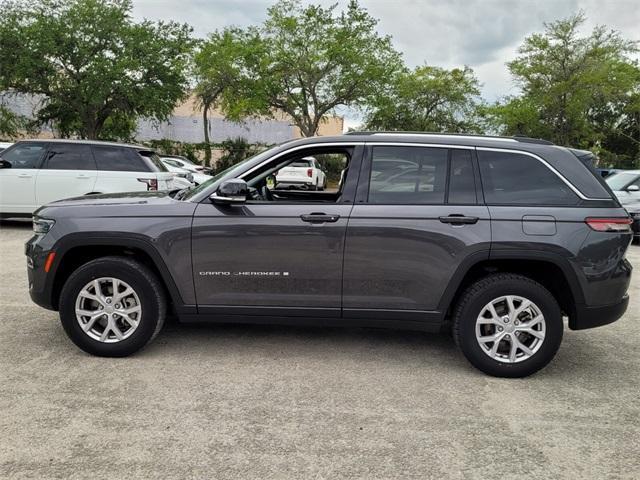 used 2022 Jeep Grand Cherokee car, priced at $32,781