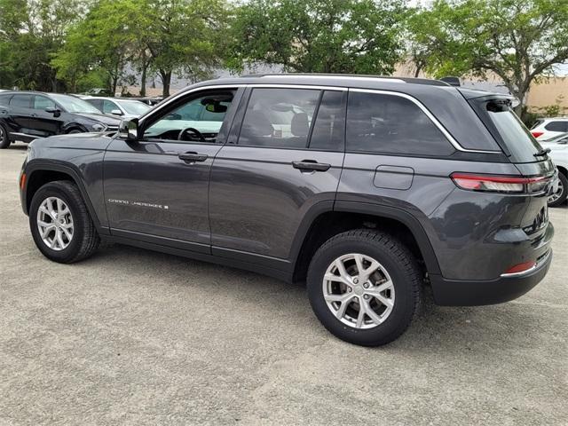 used 2022 Jeep Grand Cherokee car, priced at $32,781