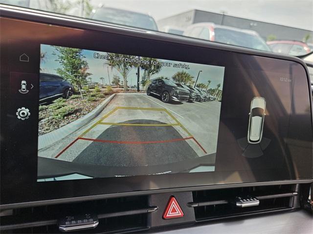 new 2025 Kia Sportage car, priced at $33,010