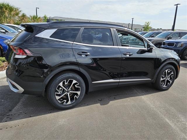 new 2025 Kia Sportage car, priced at $33,010