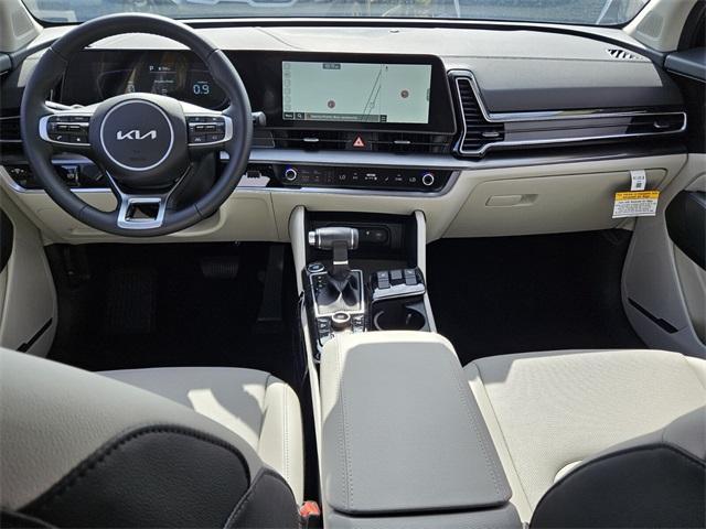 new 2025 Kia Sportage car, priced at $33,010