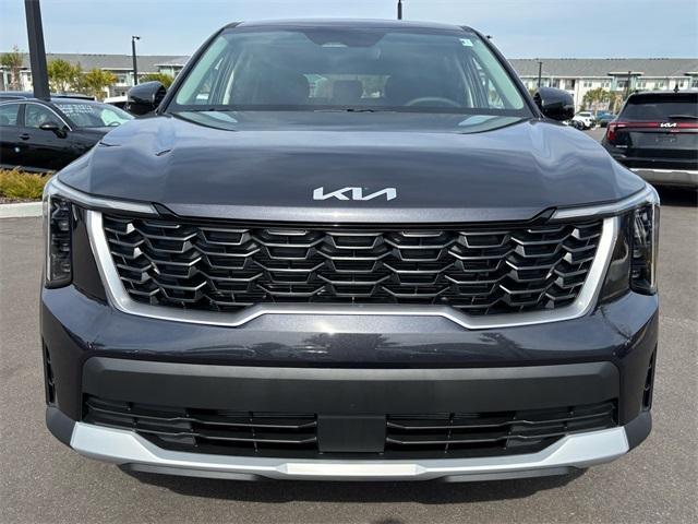 new 2026 Kia Sorento car, priced at $32,091