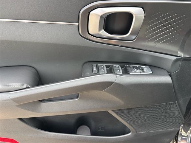 new 2026 Kia Sorento car, priced at $32,091
