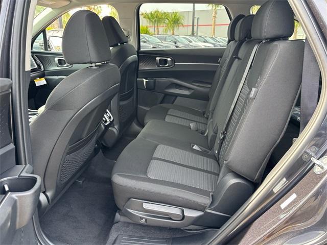 new 2026 Kia Sorento car, priced at $32,091