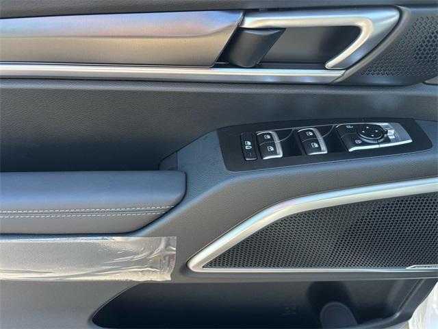 new 2025 Kia Telluride car, priced at $38,610