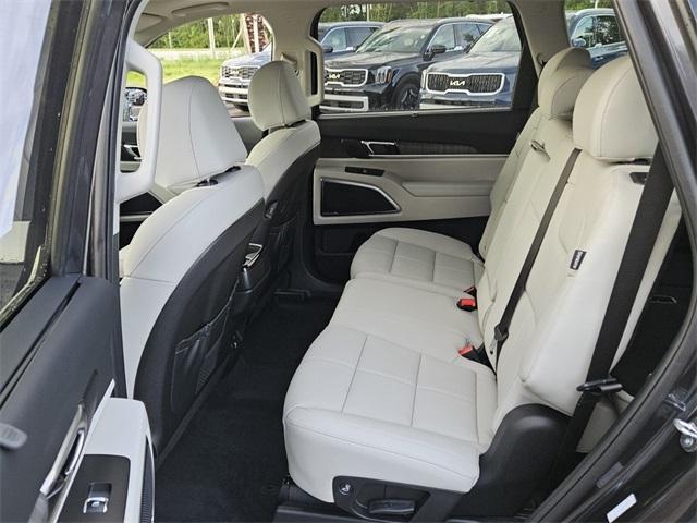 new 2025 Kia Telluride car, priced at $48,080
