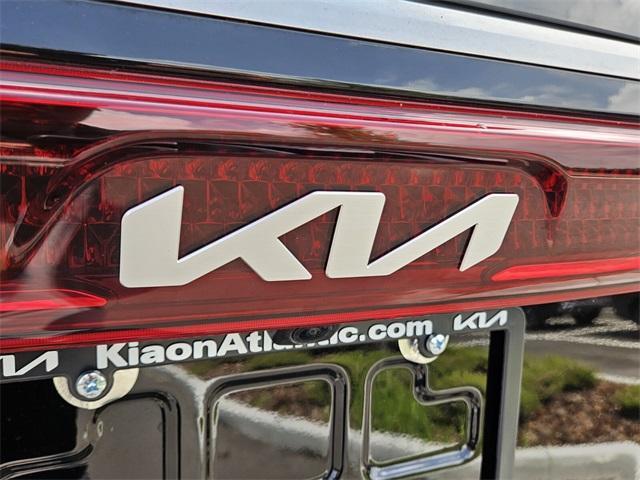 used 2024 Kia Carnival car, priced at $40,891