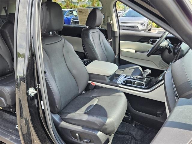 used 2024 Kia Carnival car, priced at $40,891