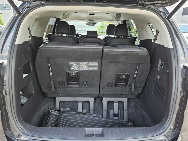 used 2024 Kia Carnival car, priced at $40,891