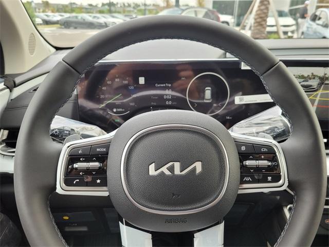 new 2026 Kia Carnival Hybrid car, priced at $55,365