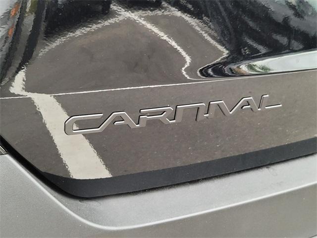 new 2026 Kia Carnival Hybrid car, priced at $55,365