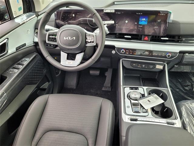 new 2026 Kia Carnival Hybrid car, priced at $55,365