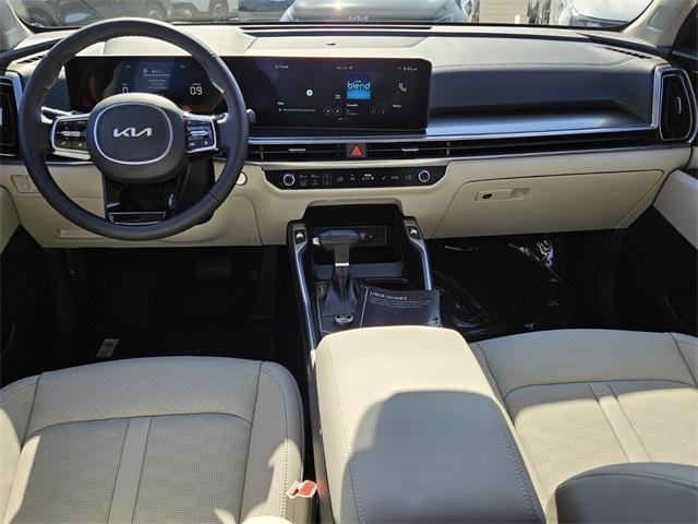 new 2025 Kia Sorento car, priced at $37,345